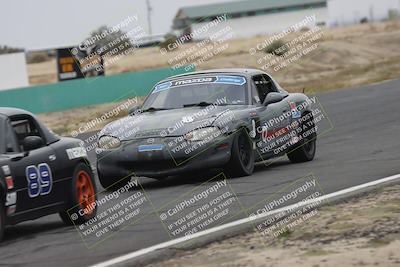 media/Jun-01-2025-CalClub SCCA (Sun) [[eae223c5dd]]/Group 5/Race (Front Straight)/